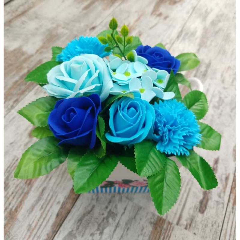 Cestino di fiori di sapone medio Blu